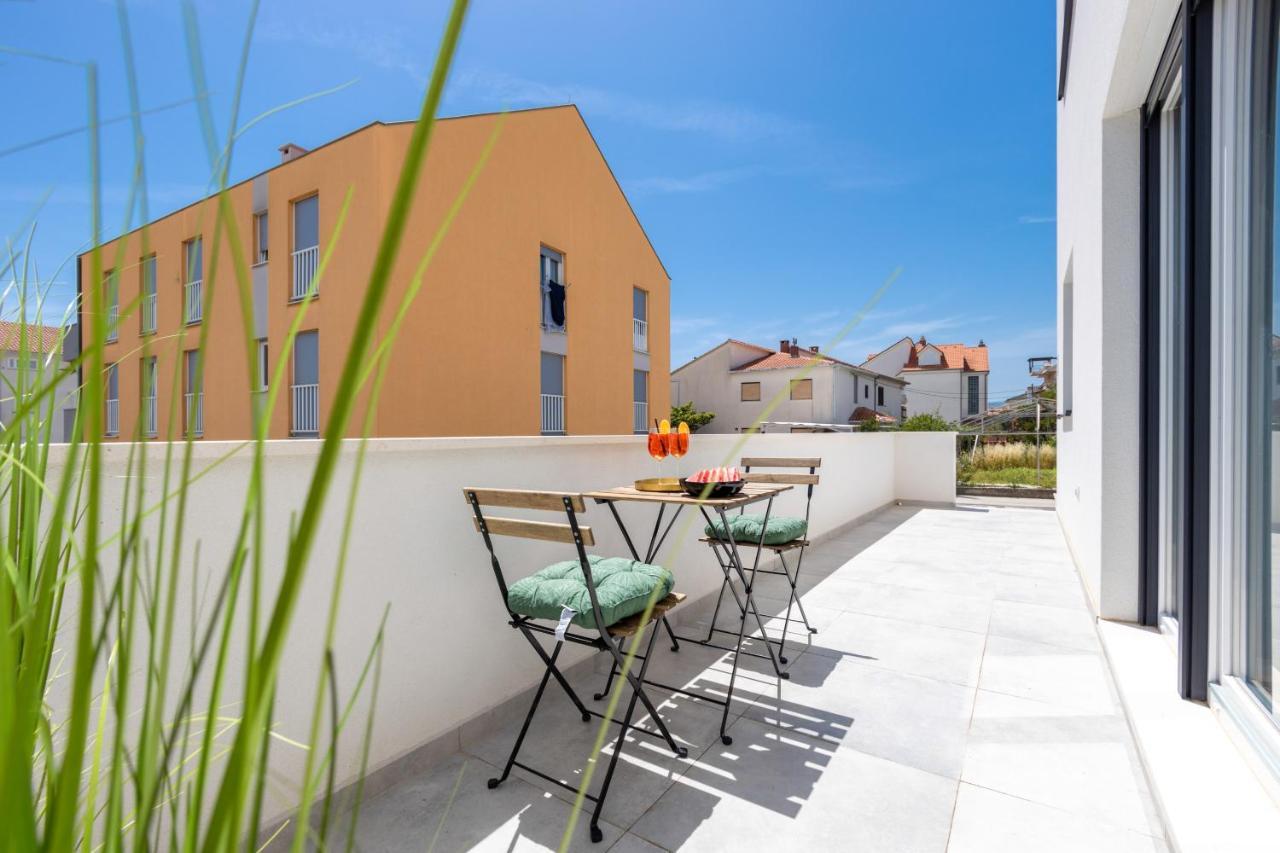 Bonaca Apartments With Terrace And Private Parking Kastela Exterior photo